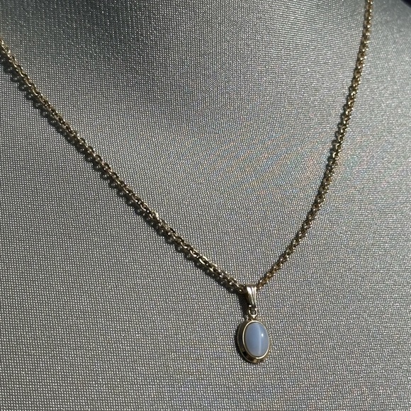 Vintage SARAH COVENTRY (Sarah Cov) costume jewelry shorter chain pendant - Picture 11 of 14